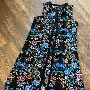 Black/ multi color duster